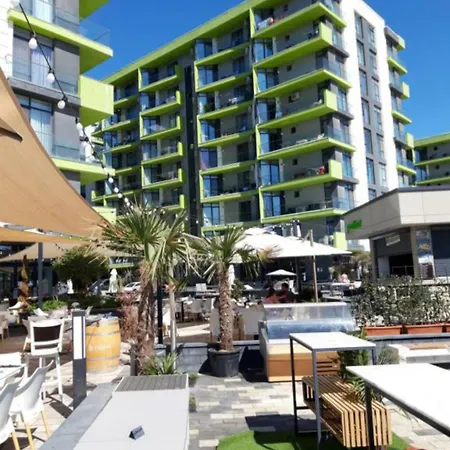 Mamaia Nord- 3 Piscine Exterioare Plaja Centru Promenada