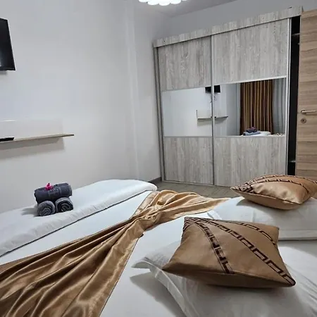 Mamaia Nord- 3 Piscine Exterioare Plaja Centru Promenada Apartment