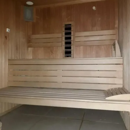 Apartment Mamaia Nord- 3 Piscine Exterioare Plaja Centru Promenada